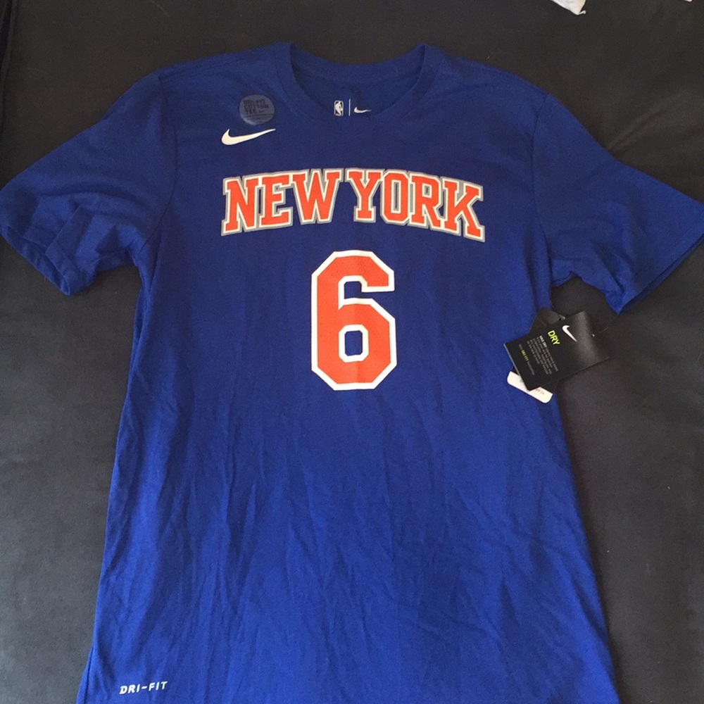 Men’s New York Knicks shirt!